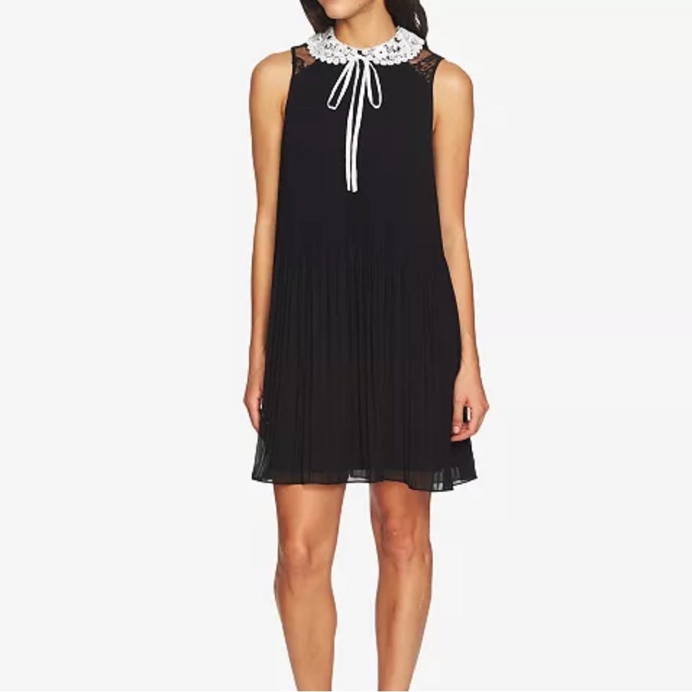 FLASH SALE CeCe Lace Collar Pleated Shift Dress